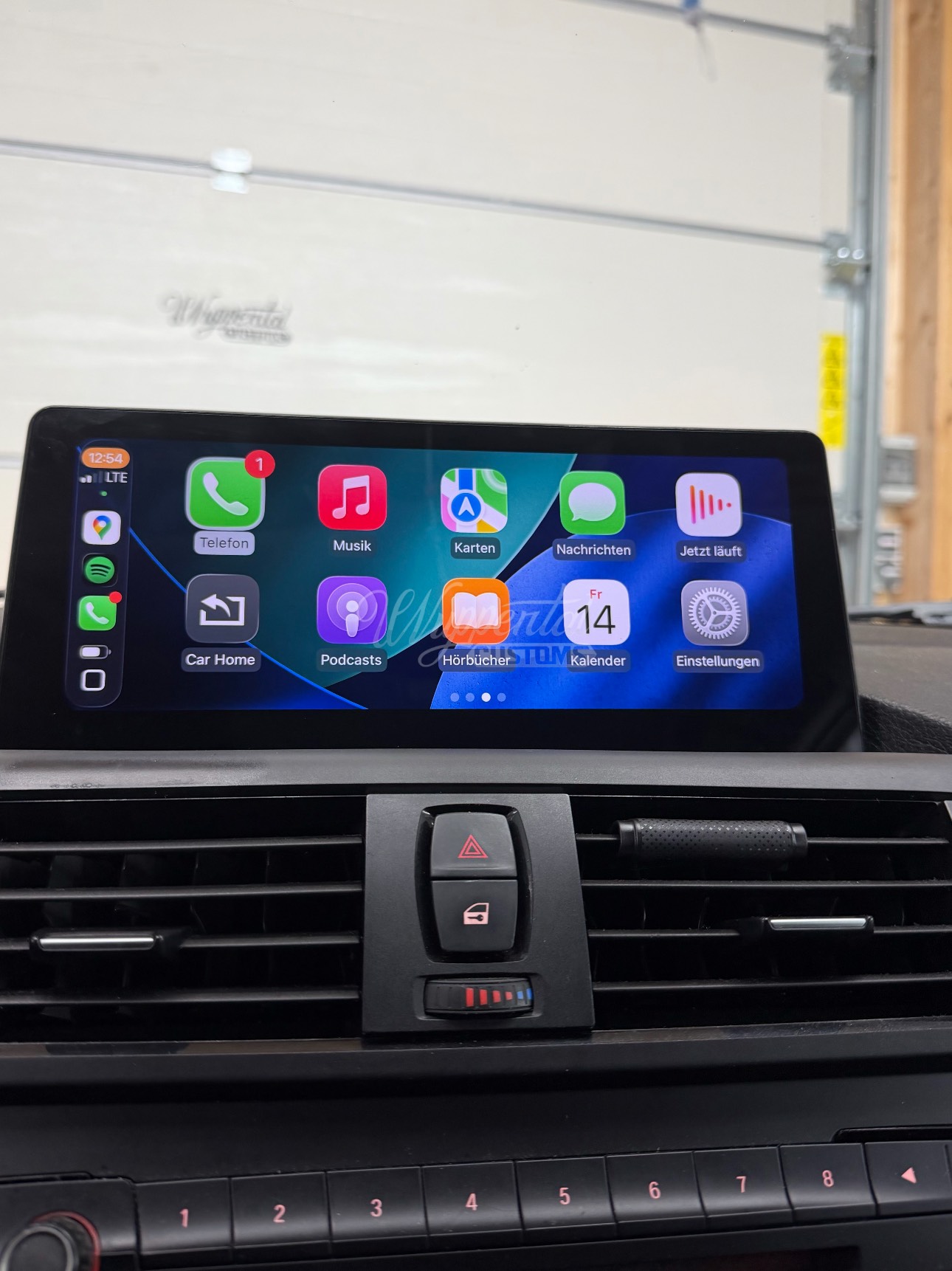 BMW 1er F20 — CarPlay & Android Auto