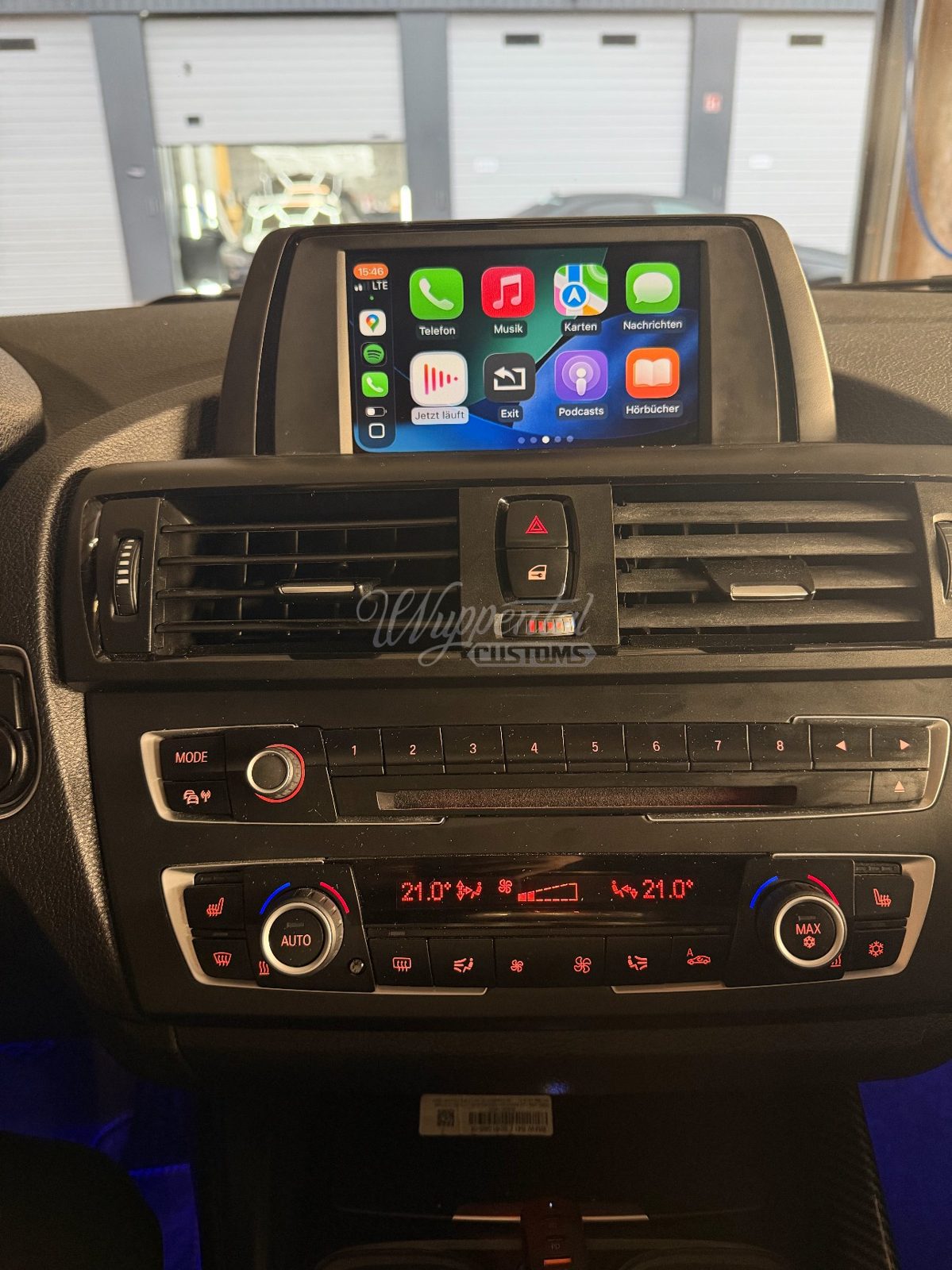 BMW 1er F20 — CarPlay & Android Auto