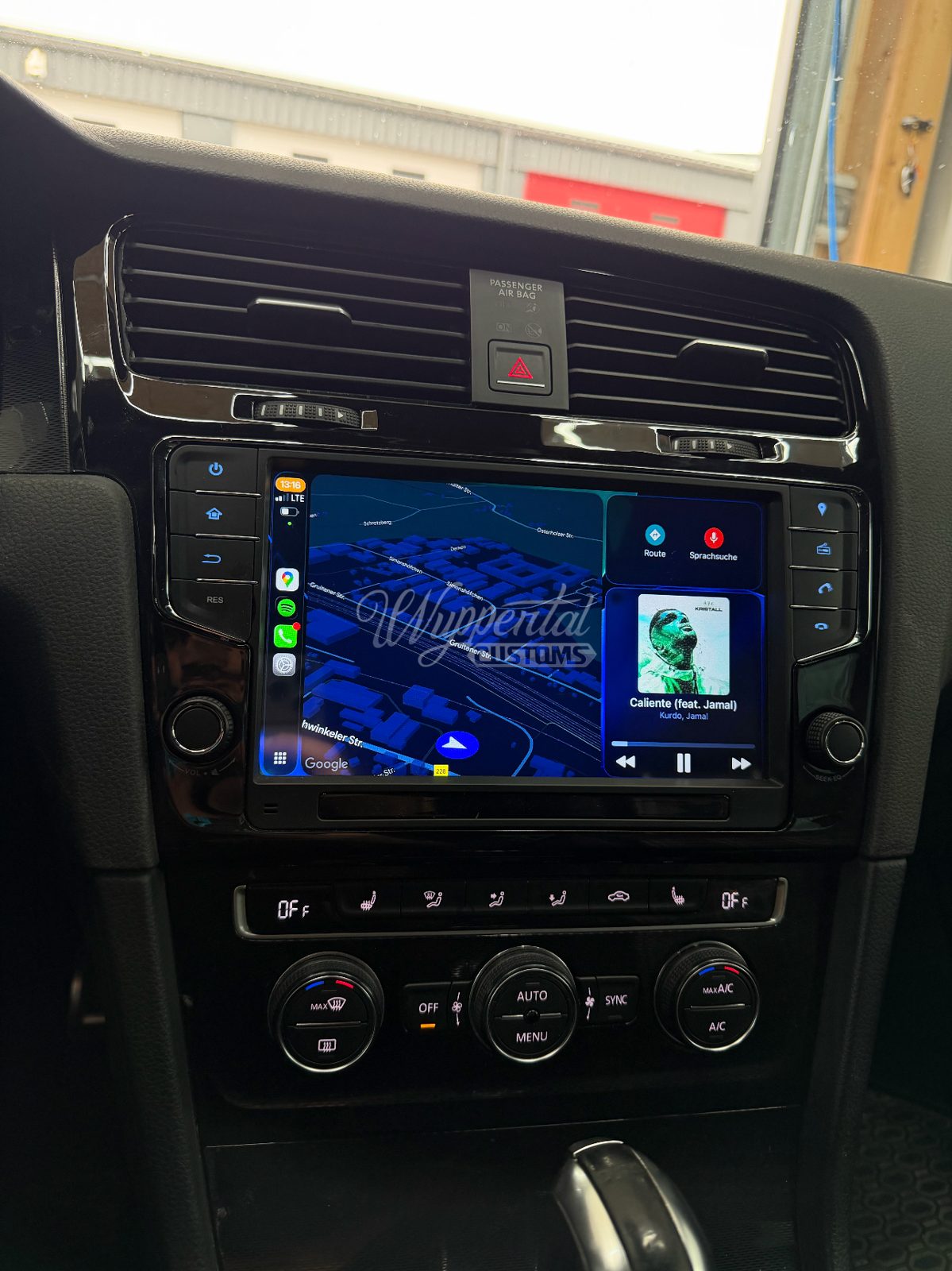 VW Golf 7 — CarPlay & Android Auto