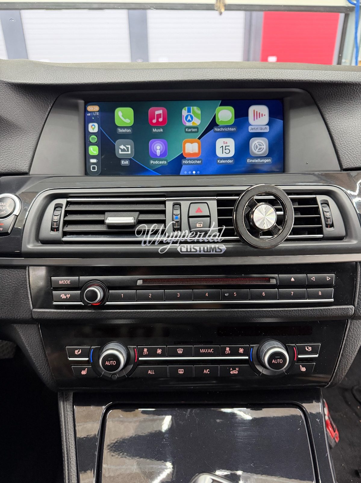 BMW 5er F10 / F11 — CarPlay & Android Auto