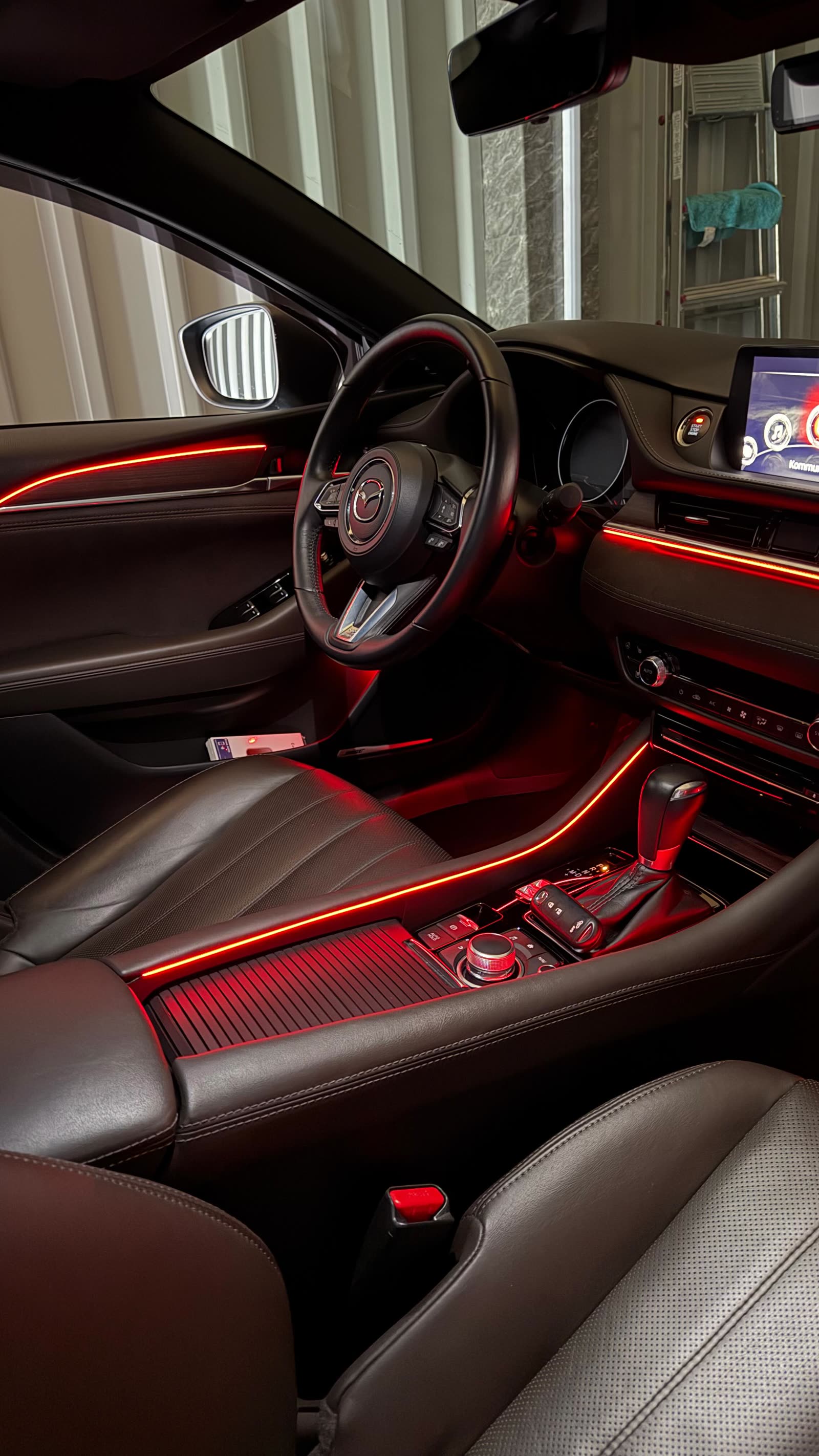 Mazda 6 — Ambientebeleuchtung